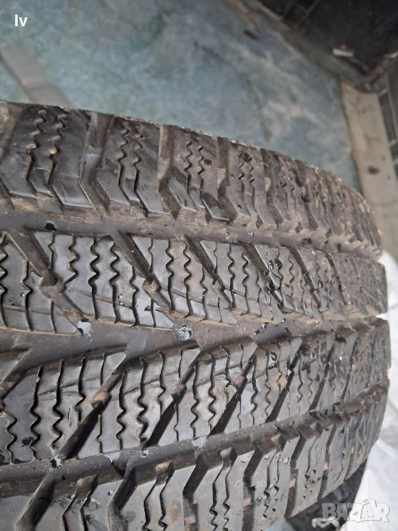 Бусова гума 205/65/16 С , снимка 1