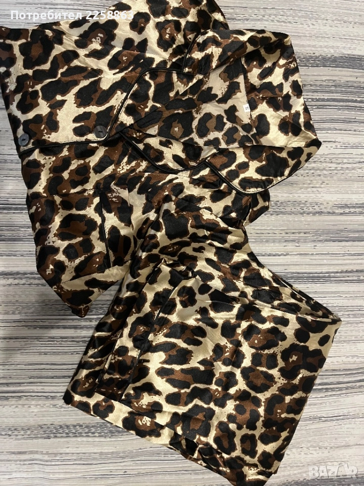 Дамска пижама, снимка 1