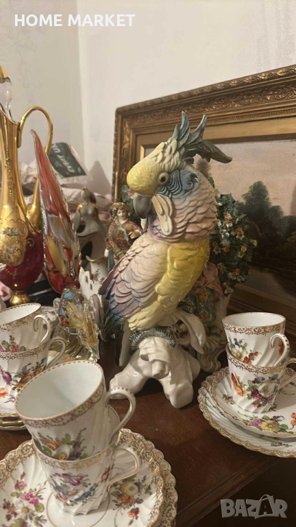 Karl Ens Germany - “ Parrot”  гениална и грандиозна птица от 33 см, великолепие и класа  , снимка 1