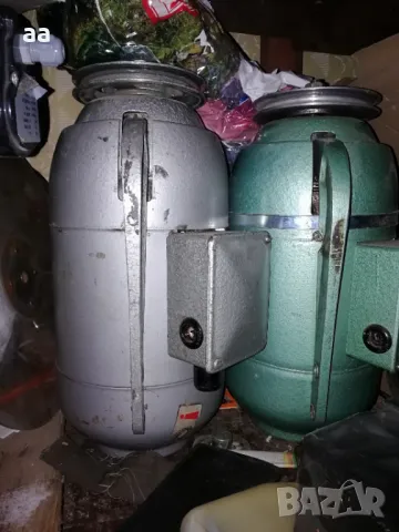 Мотор трифазен със съеденител за плавно потегляне