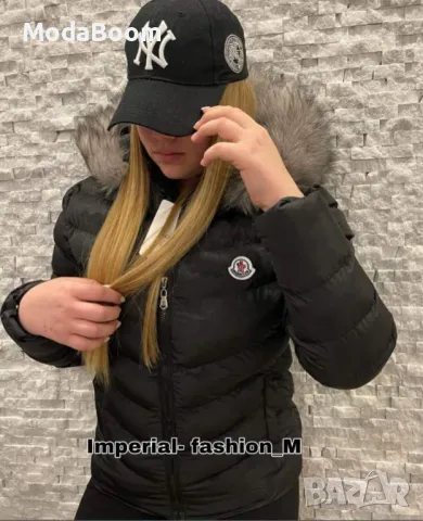 Moncler Късо Дамско Черно Зимно Яке 