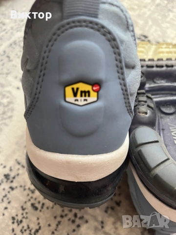 Nike vapoormax plus, снимка 3 - Маратонки - 56216307