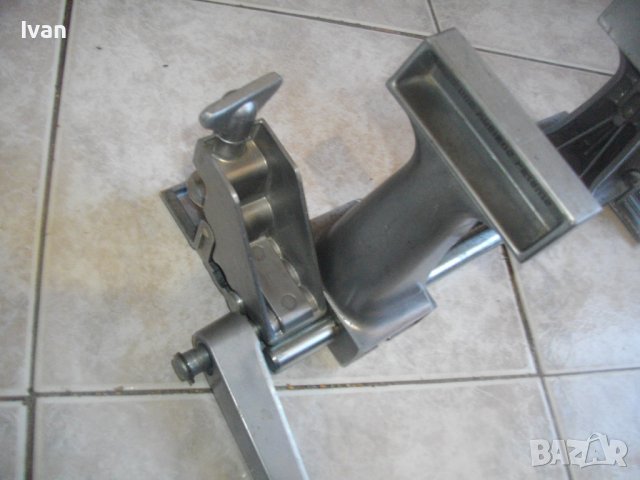 Швейцарско Алуминиево Менгеме-Голям Захват-16см-С 2 Щипки Оригинални-SWISS MADE-Почти Ново, снимка 3 - Менгемета - 40060901