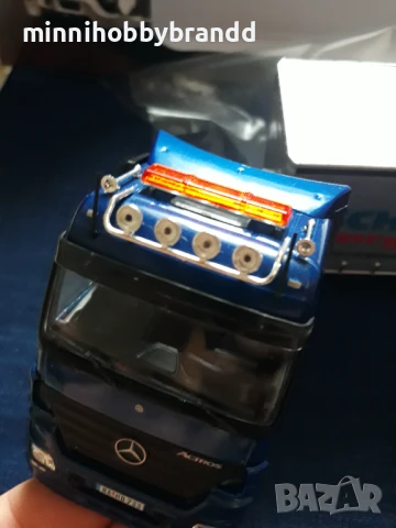 Mercedes Benz 1844 1.43 Scale top model, снимка 11 - Колекции - 50584826