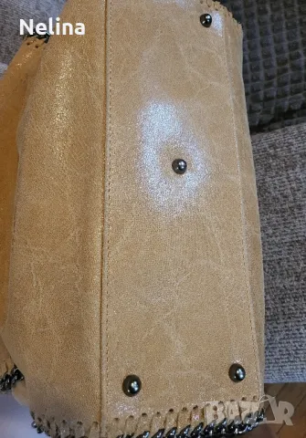 Продавам италианска дамска чанта естествена кожа, снимка 12 - Чанти - 50274699