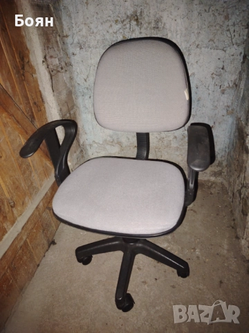 Ергономиче стол и детски за бюро цената е и за двата, снимка 6 - Столове - 52189250