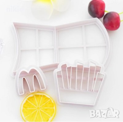McDonald's Макдоналдс чипс пържени картофи в кутия сет пластмасови резци форми за тесто фондан , снимка 2 - Форми - 30895374