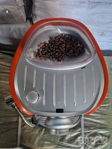 Кафемашина Saeco , снимка 3 - Кафемашини - 54099478