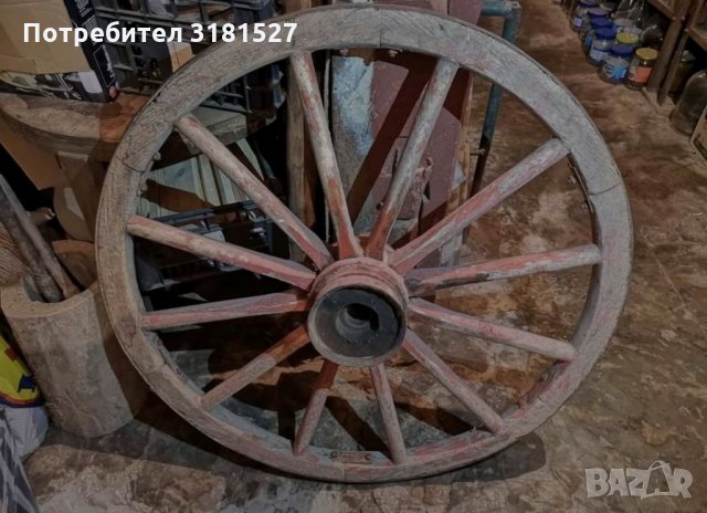 Дървено колело от каруца