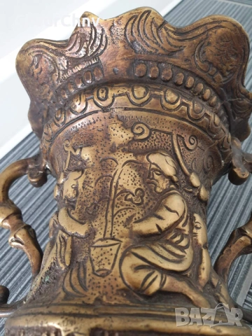 Италия 20ти век/27см-5кг/голяма стара италианска бронзова ваза с дръжки, снимка 6 - Антикварни и старинни предмети - 54193202