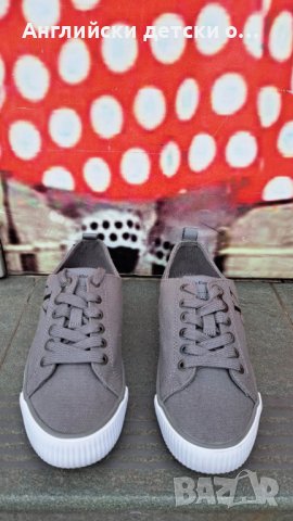 Английски оригинални кецове-CALVIN KLEIN, снимка 4 - Детски маратонки - 40508465