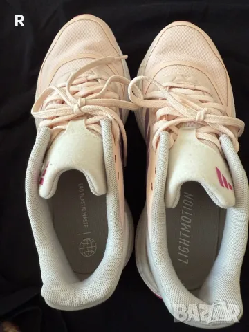 Адидас дамски маратонки, снимка 2 - Маратонки - 49982515