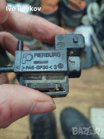 Вакуумен клапан VW Golf 4 1.6 i , 037906283A, снимка 4 - Части - 53906219