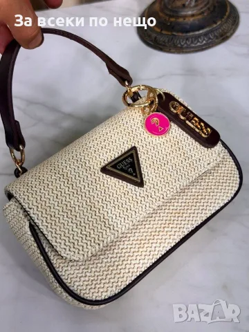 Guess Дамска Чанта Гес - Различни Цветове Код E4, снимка 2 - Чанти - 55788578