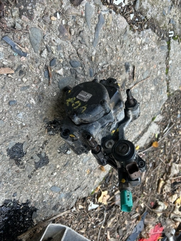 ГНП Peugeot 407 2.0 HDI 136кс Citroen C5 9656391680 горивна помпа Delphi, снимка 2 - Части - 52549939