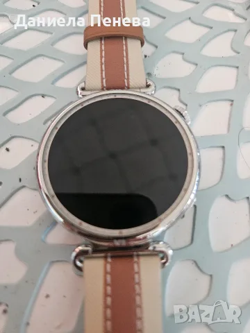 продавам дамски часовник Huawei