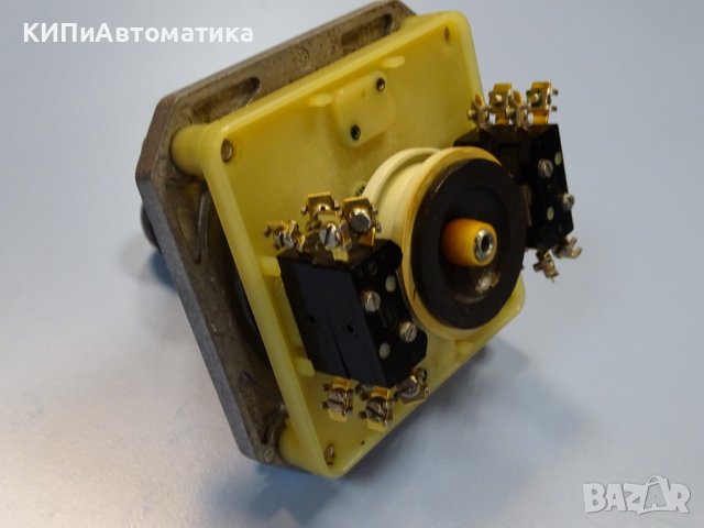 Джойстик SCHMERSAL HLU 110-10 joystick switch, снимка 4 - Резервни части за машини - 38499928