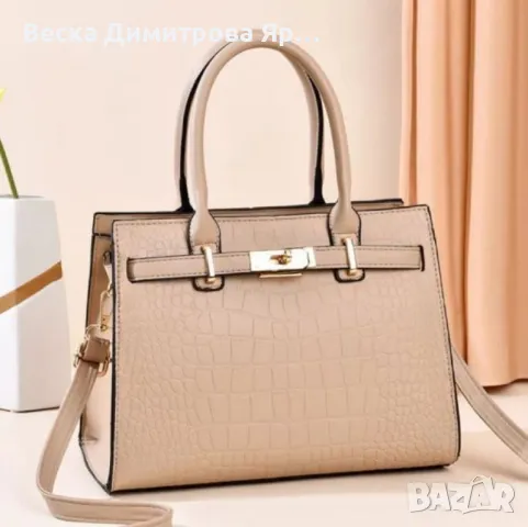 Дамска чанта с кроко текстура – изисканост и стил за всяка модерна жена, снимка 4 - Чанти - 50211157