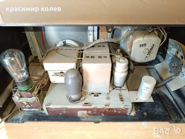 лампов радиоапарат "MENDE M153W", снимка 9 - Антикварни и старинни предмети - 47354782
