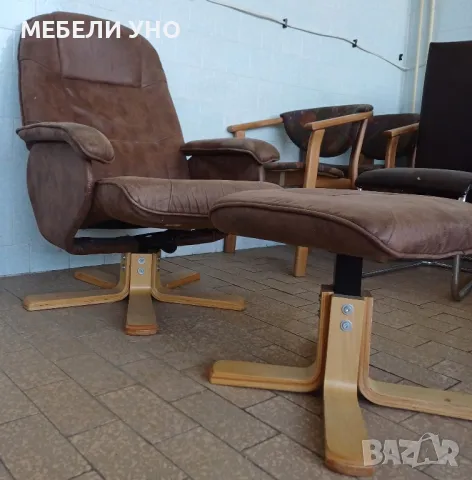 Въртящ фотьойл с подпиралка за крака, снимка 2 - Дивани и мека мебел - 49394957
