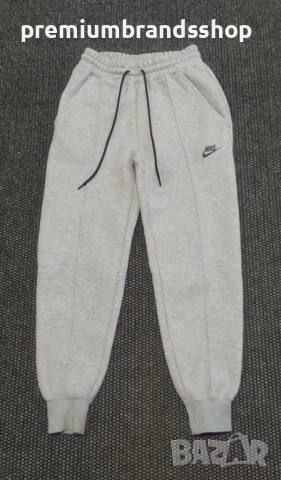 Nike tech анцуг XS дамски 