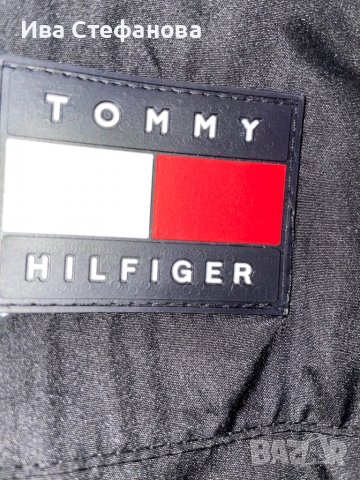 Оригинално ново яке с качулка ветровка горница Tommy Hilfiger , снимка 9 - Спортни дрехи, екипи - 39048097