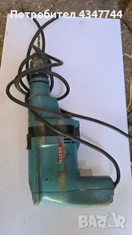Електрическа бормашина Bosch. Мощност - 450 W Защита - 2,1 Aмпера 2 скорости