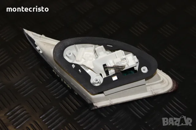 Десен вътрешен стоп Opel Astra J хечбек (2009-2016г.) десен стоп заден капак / 13306456 / 1222165, снимка 4 - Части - 47587836