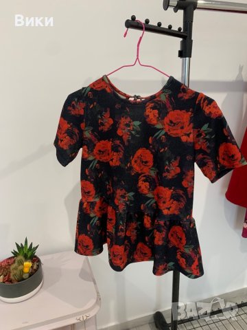 Дамска блуза в размер S, снимка 2 - Блузи с дълъг ръкав и пуловери - 44357973