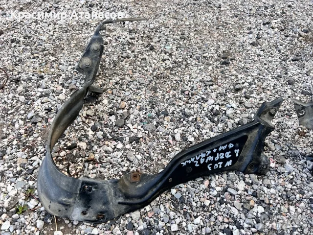 Държач за фар ляв и десен за Мерцедес Ц-класа w203., снимка 12 - Части - 45658614