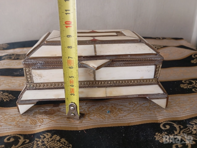 Винтидж кутия за бижута, снимка 2 - Антикварни и старинни предмети - 52262087