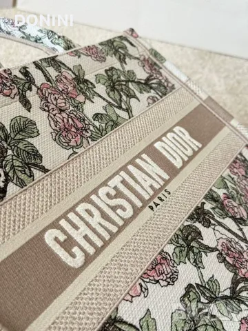 Christian Dior Дамска чанта, кожа, снимка 9 - Чанти - 56316183