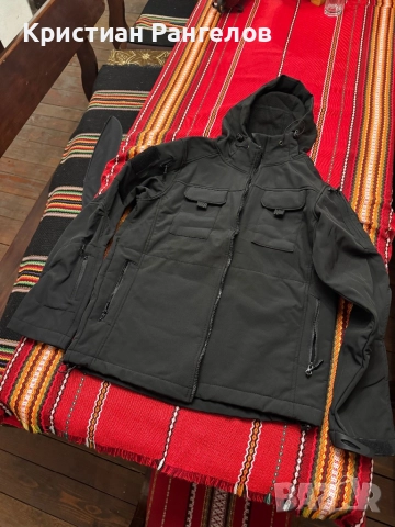 Мъжки ветроустойчиви  якета, снимка 2 - Якета - 52589116