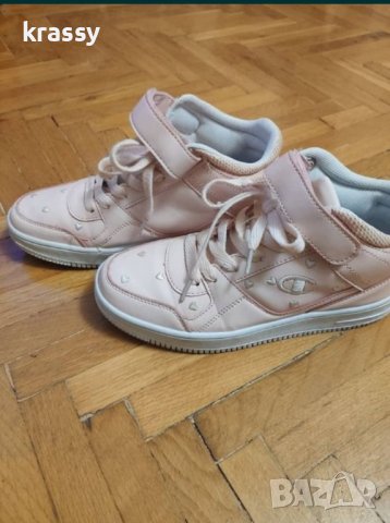 Дамски кецове/маратонки с бродерия Champion, снимка 3 - Маратонки - 38268568