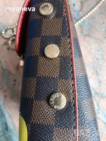 Елегантна чанта за рамо с принт Мики Маус , Disney . , снимка 3 - Чанти - 54240023