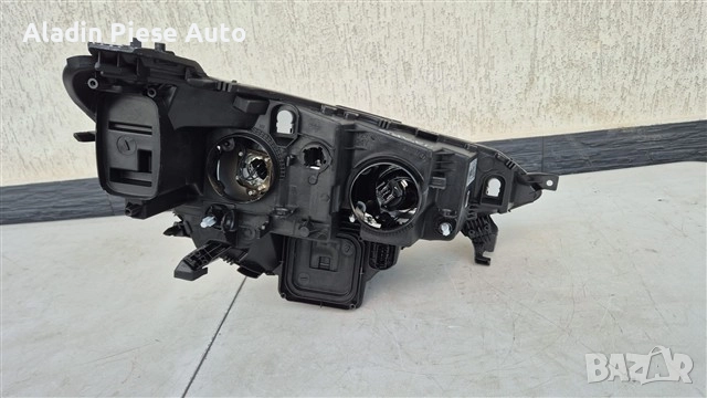 Ляв фар Renault Megane 4 Lupa Led халогенен код 260605154R , снимка 5 - Аксесоари и консумативи - 52551149