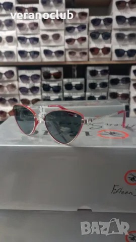 Слънчеви очила POLAROID с червен контур на рамката