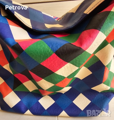 Продавам нова чанта Desigual, снимка 2 - Чанти - 52114824