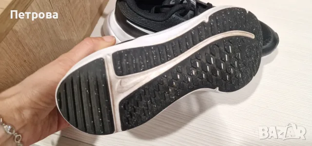 Детски маратонки Nike 35,5 , снимка 5 - Детски маратонки - 56008114