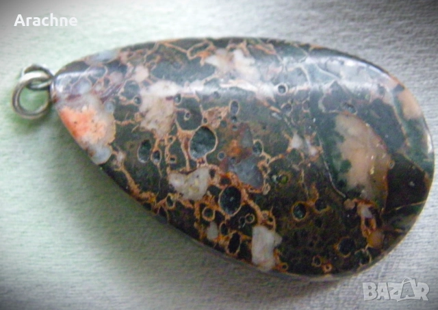 Екстравагантно!-медальон от кости на динозаври-dinobone