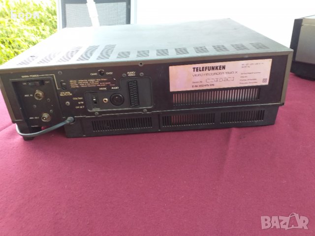 TELEFUNKEN VIDEO RECORDER 1930  VHS, снимка 7 - Плейъри, домашно кино, прожектори - 33817228
