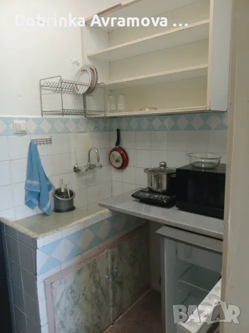 Дава под наем в кв. Родина