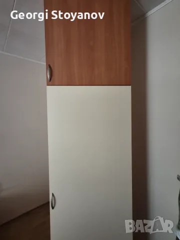 Шкаф с надстройка 