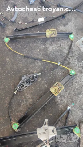 Преден десен механизъм за стъклото Skoda Octavia 3 VRS 2016, снимка 1