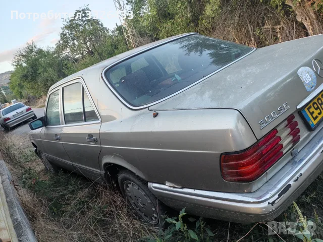 Мерцедес W115 300SE , снимка 8 - Автомобили и джипове - 56202276