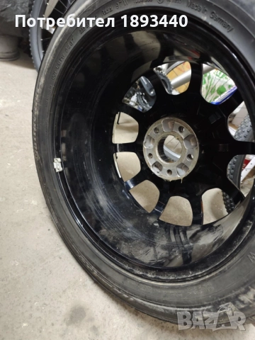 Резервна гума мерцедес, снимка 2 - Гуми и джанти - 52772221