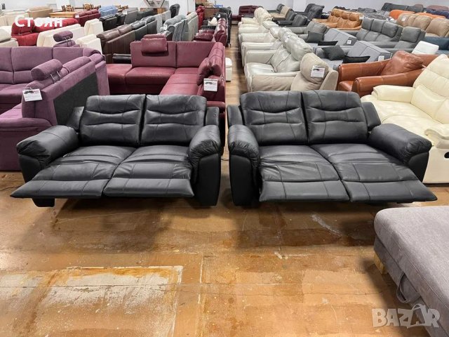 Черни кожени дивани две двойки с релаксиращ механизъм, снимка 2 - Дивани и мека мебел - 40751489