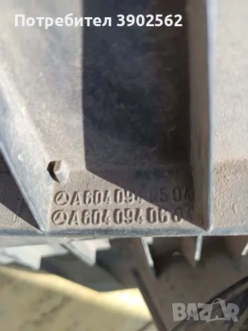 Продавам кутия въздушен филтър за Мерцедес W210, снимка 2 - Части - 47340727