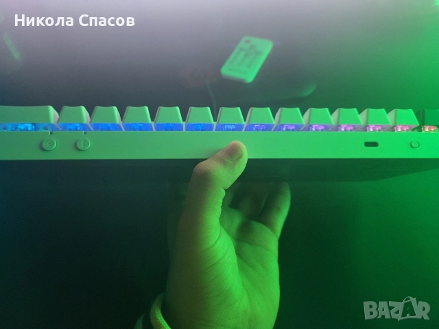 Безжична клавиатура Logitech , снимка 2 - Клавиатури и мишки - 52888305