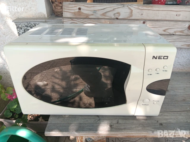 Микровълнова фурна NEO